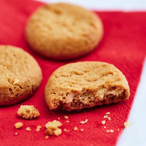 KAFFEREP biscuits with almonds and ginger